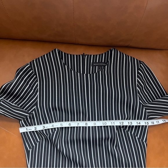 Banana Republic Black Grey Striped  Pinstriped Fitted Midi Shift Dress 4 Tall - Picture 12 of 15